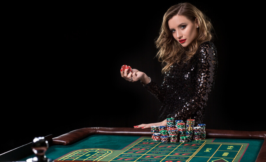 Live Roulette dealer 