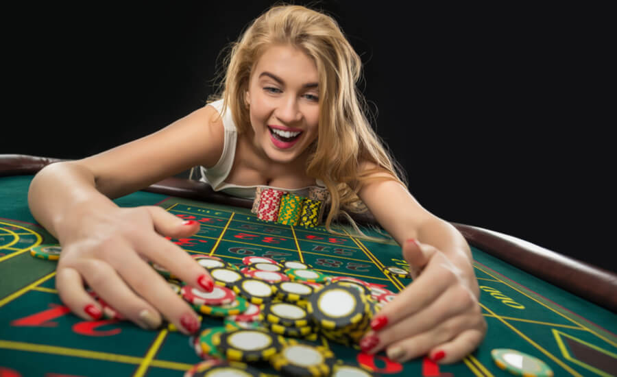 Roulette online casinos win big
